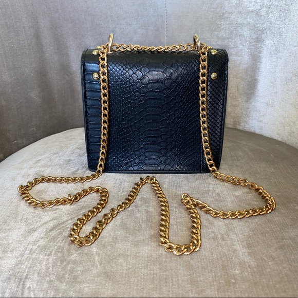 3 small/medium purses - Picture 11 of 13